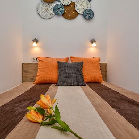 Heart Apartment With Free Private Parking بودابست المظهر الخارجي الصورة